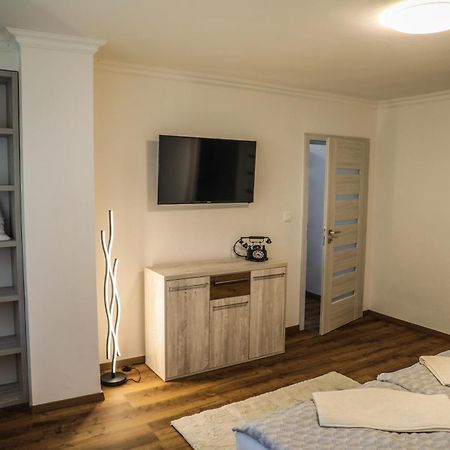 Apartment Irma Karlovy Vary Esterno foto